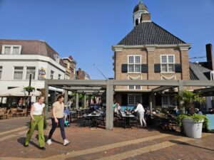 Start van de fietsroute Almelo-Zwolle over de Twentseweg